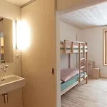 Youth Hostel *