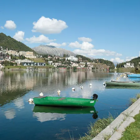 Youth Albergue São Moritz