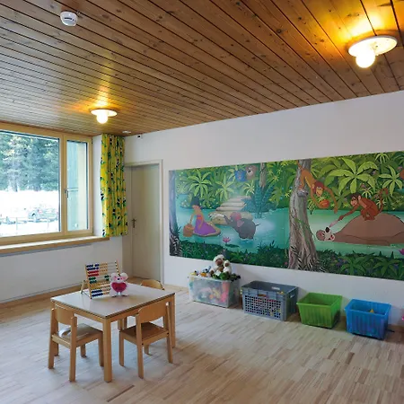 Хостел Youth Санкт-Мориц