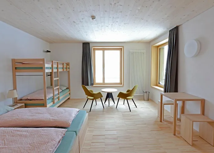 Youth * Saint-Moritz