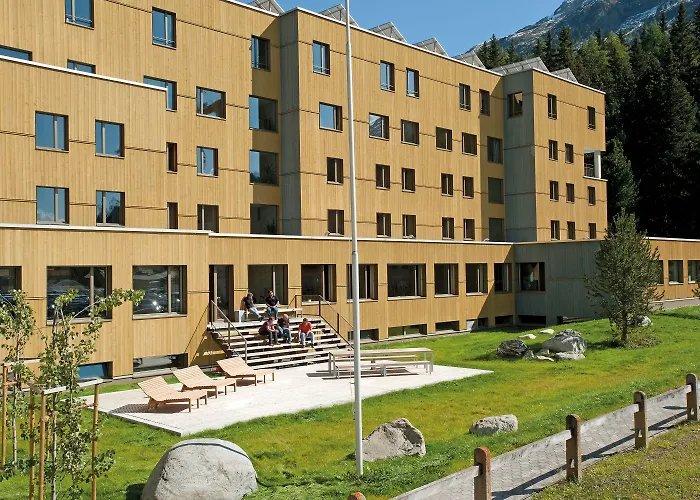 Hostel Youth Saint-Moritz