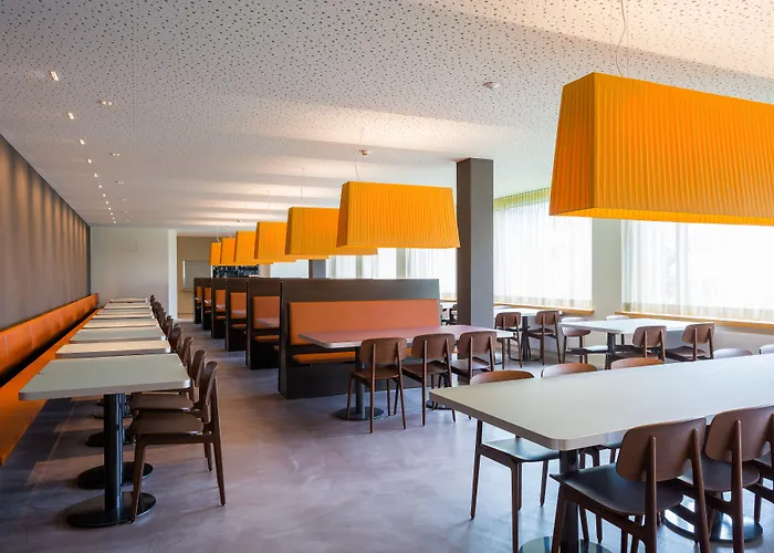 Hostal Youth St Moritz